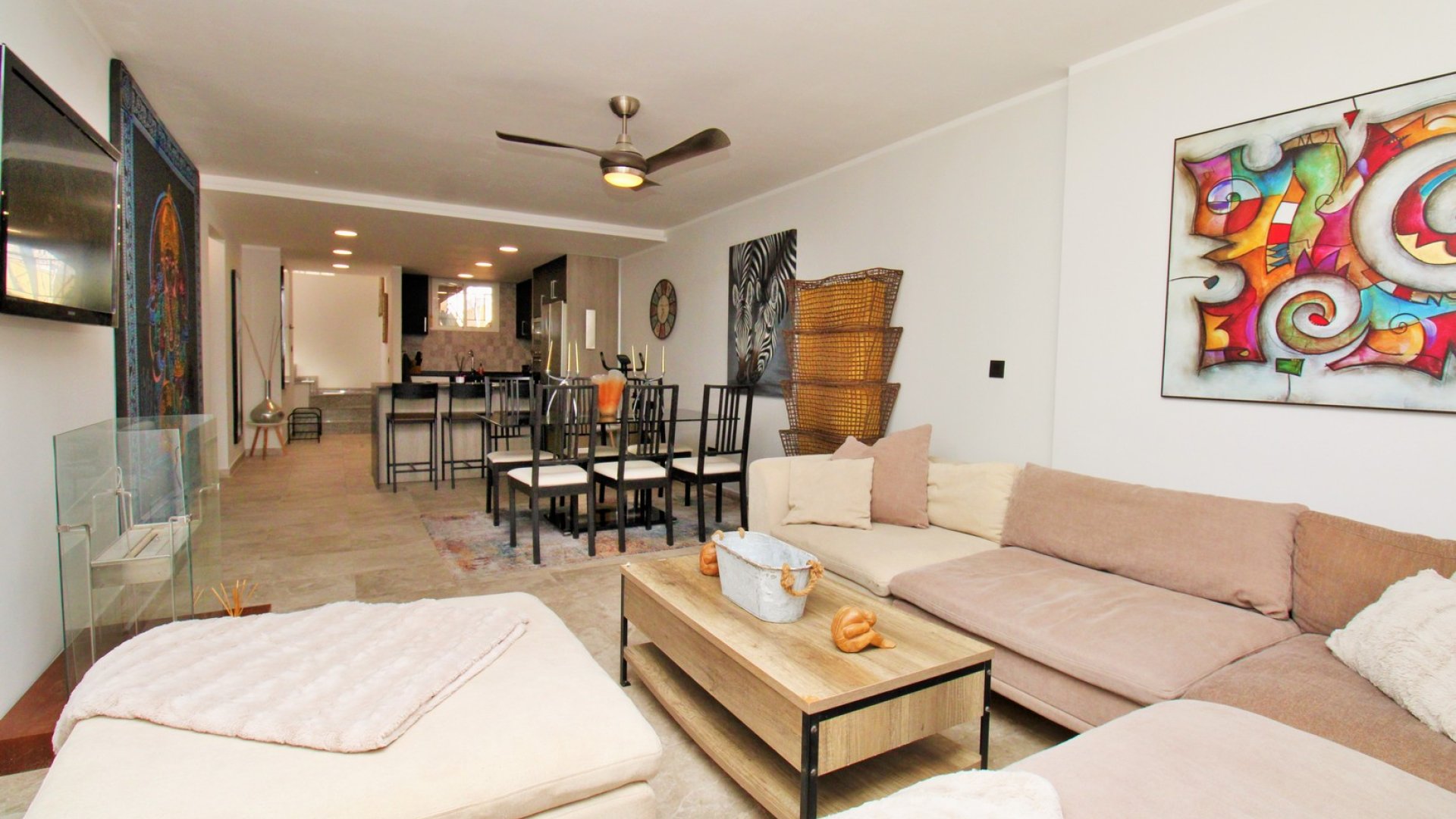 Resale - Villa -
Villamartín - Las Violetas
