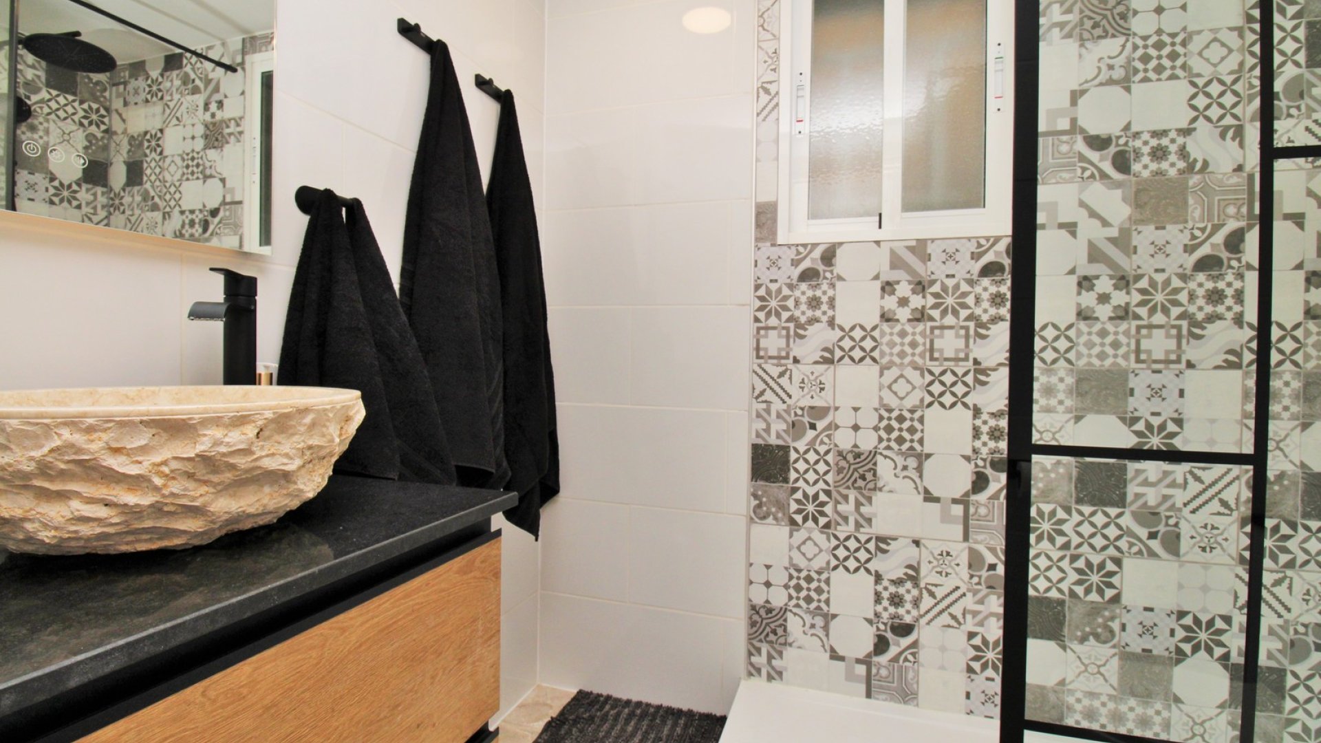 Resale - Villa -
Villamartín - Las Violetas