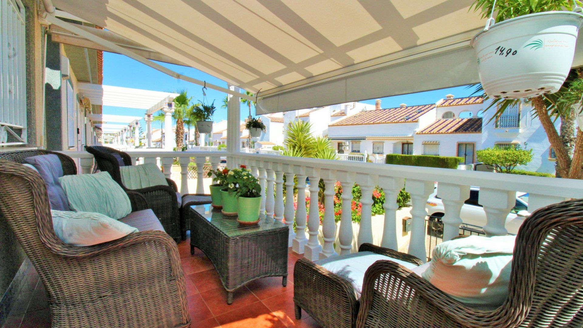 Resale - Villa -
Villamartín - Las Violetas