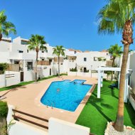 Resale - Villa -
Villamartín - PAU 8