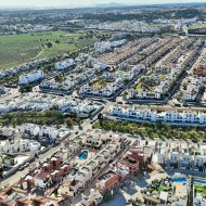 Resale - Villa -
Villamartín - PAU 8