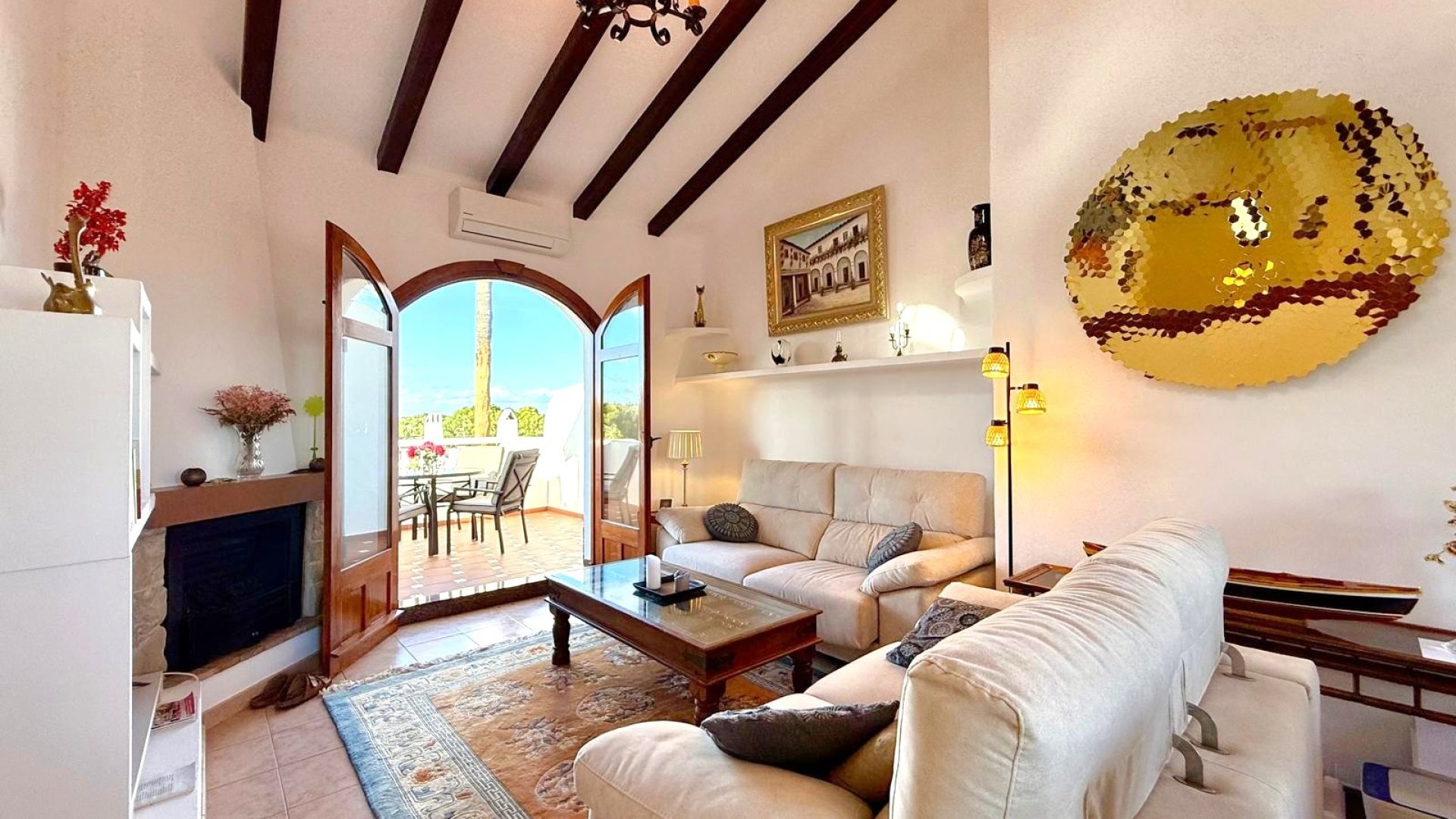 Resale - Villa -
Villamartín