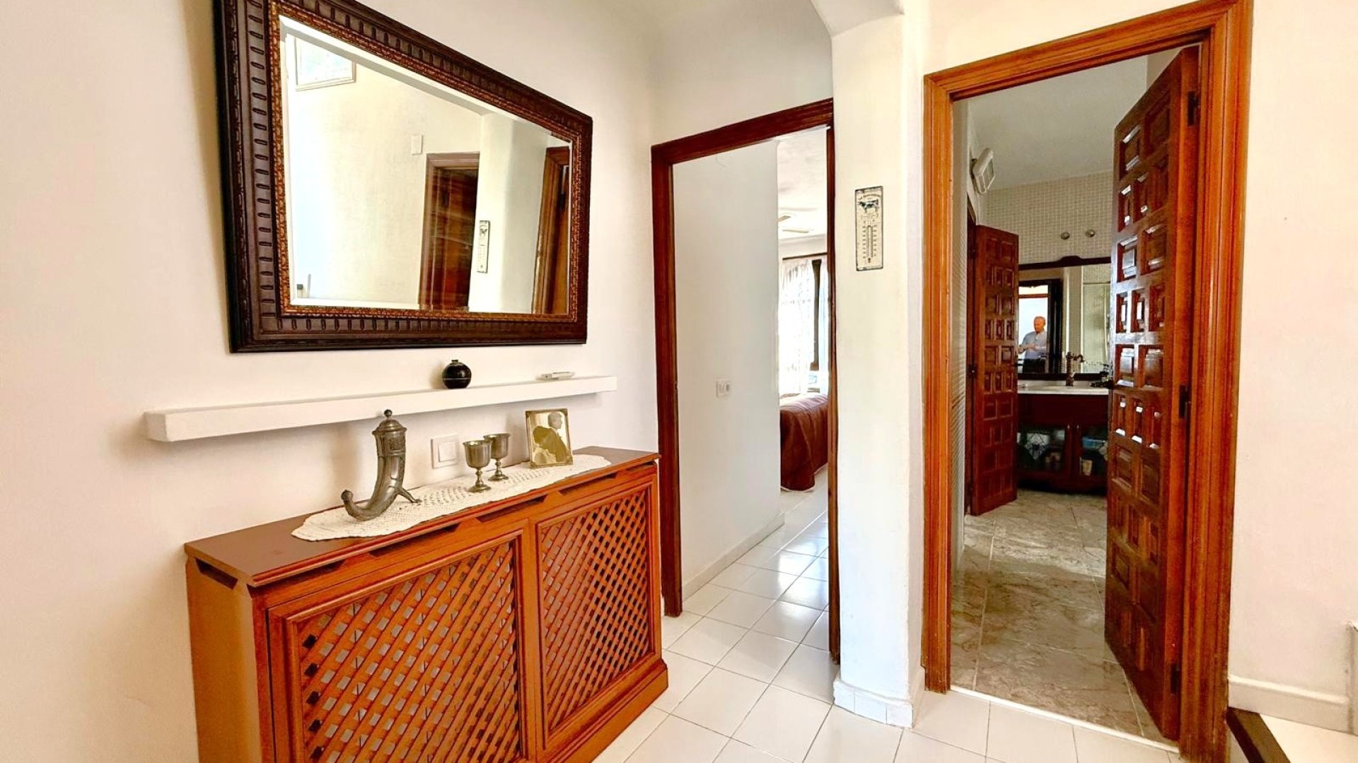 Resale - Villa -
Villamartín