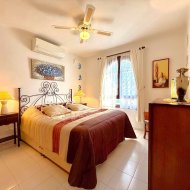 Resale - Villa -
Villamartín