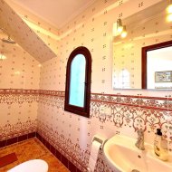 Resale - Villa -
Villamartín