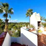 Resale - Villa -
Villamartín