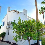 Resale - Villa -
Villamartín