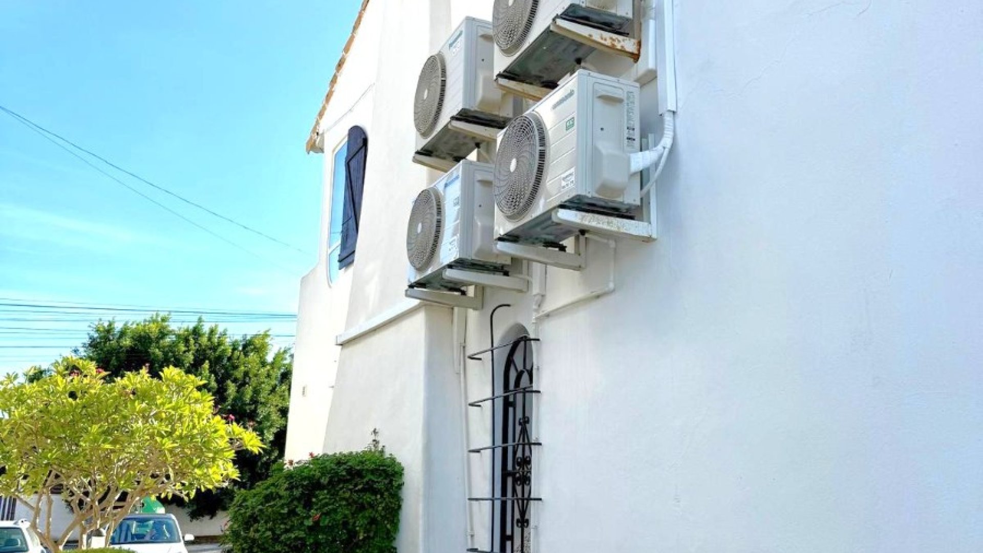 Resale - Villa -
Villamartín