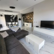 Resale - Villa -
Villamartín