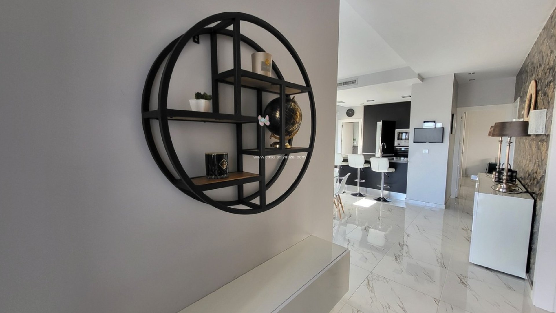 Resale - Villa -
Villamartín