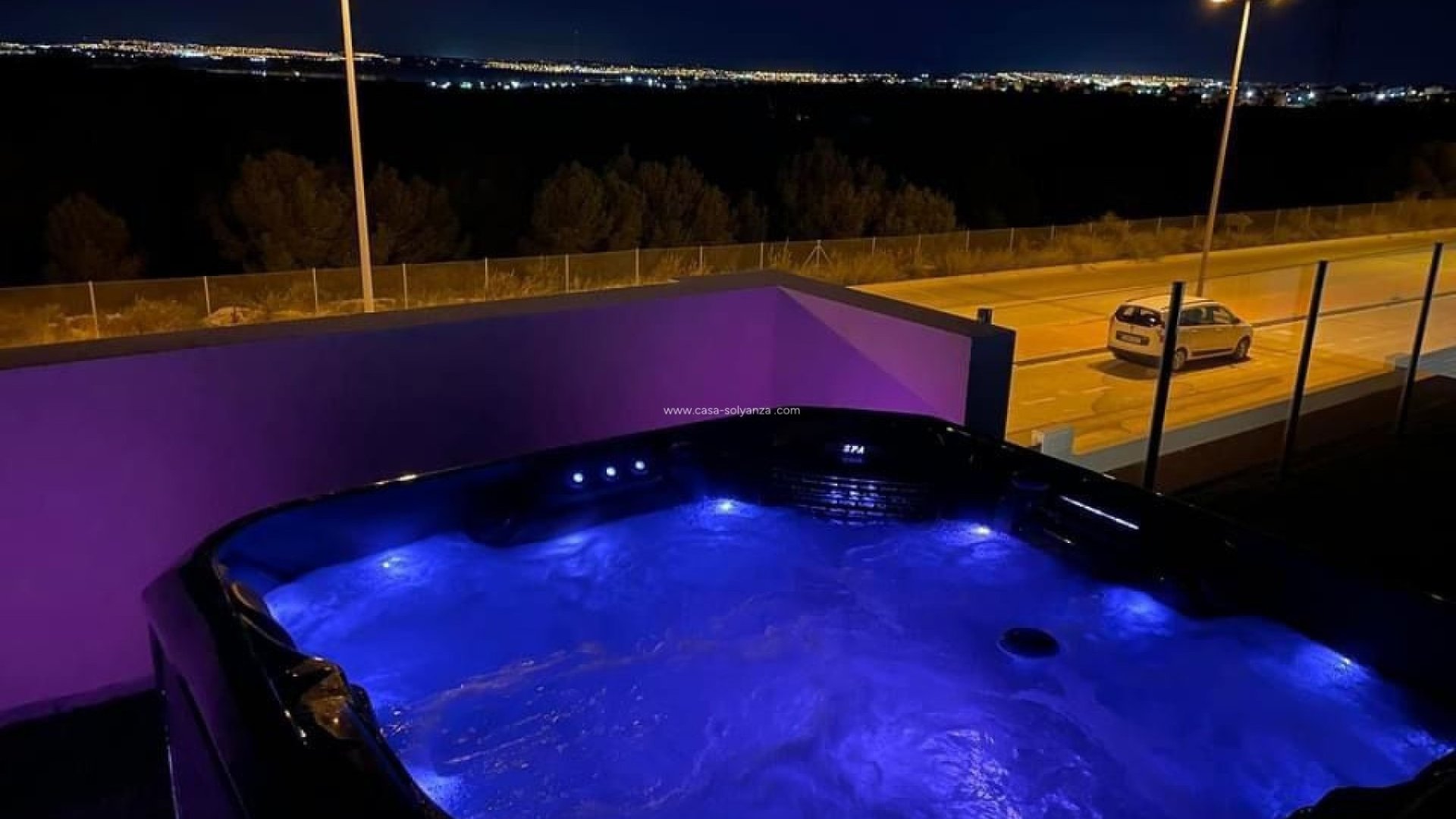 Resale - Villa -
Villamartín