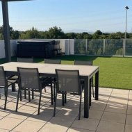 Resale - Villa -
Villamartín