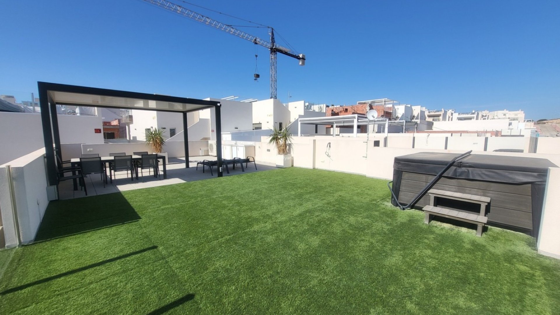 Resale - Villa -
Villamartín