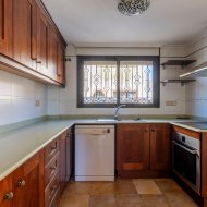 Resale - Villa -
Villamartín