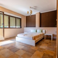 Resale - Villa -
Villamartín