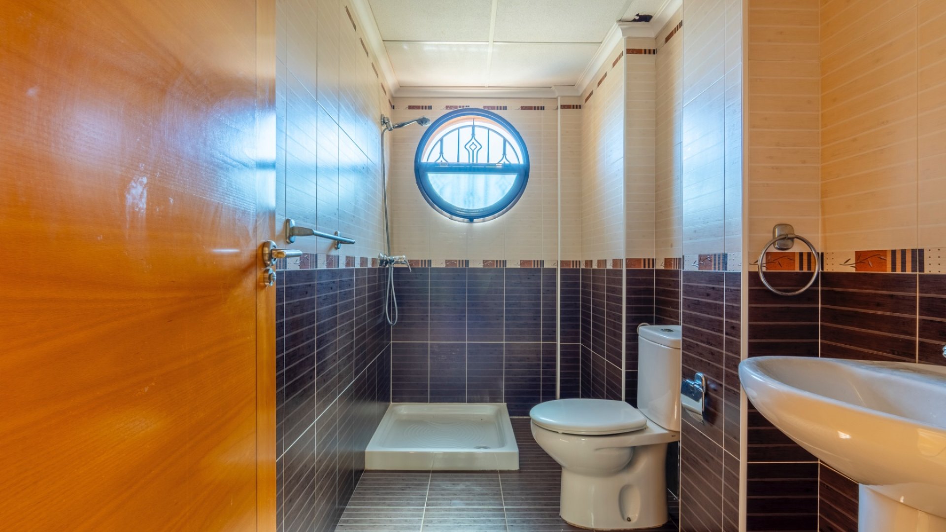 Resale - Villa -
Villamartín