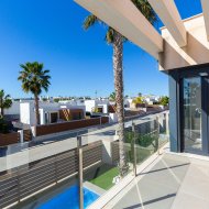 Resale - Villa -
Vistabella