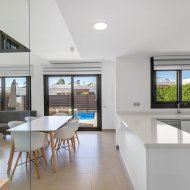 Resale - Villa -
Vistabella