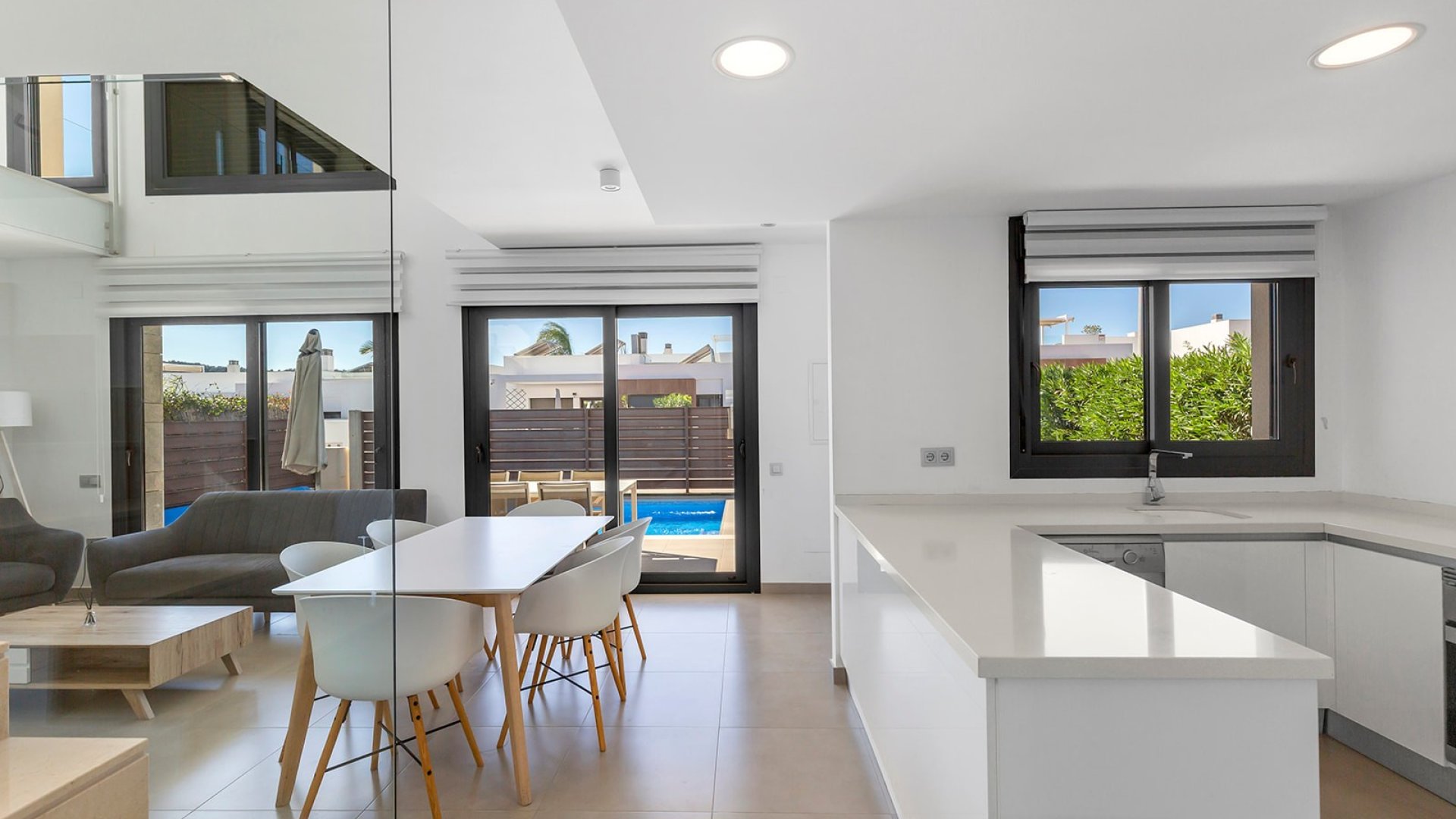 Resale - Villa -
Vistabella