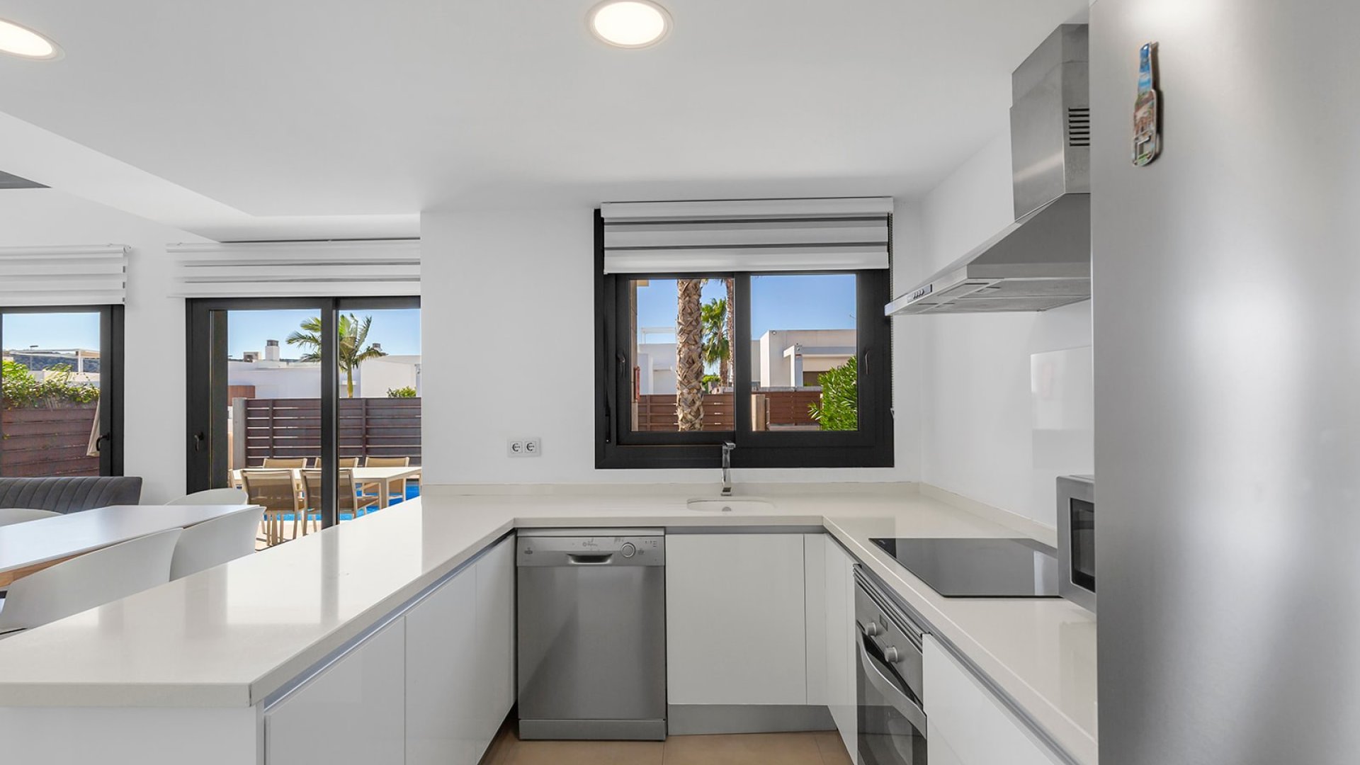 Resale - Villa -
Vistabella