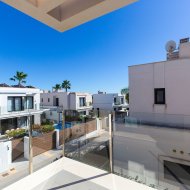 Resale - Villa -
Vistabella