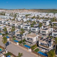 Resale - Villa -
Vistabella