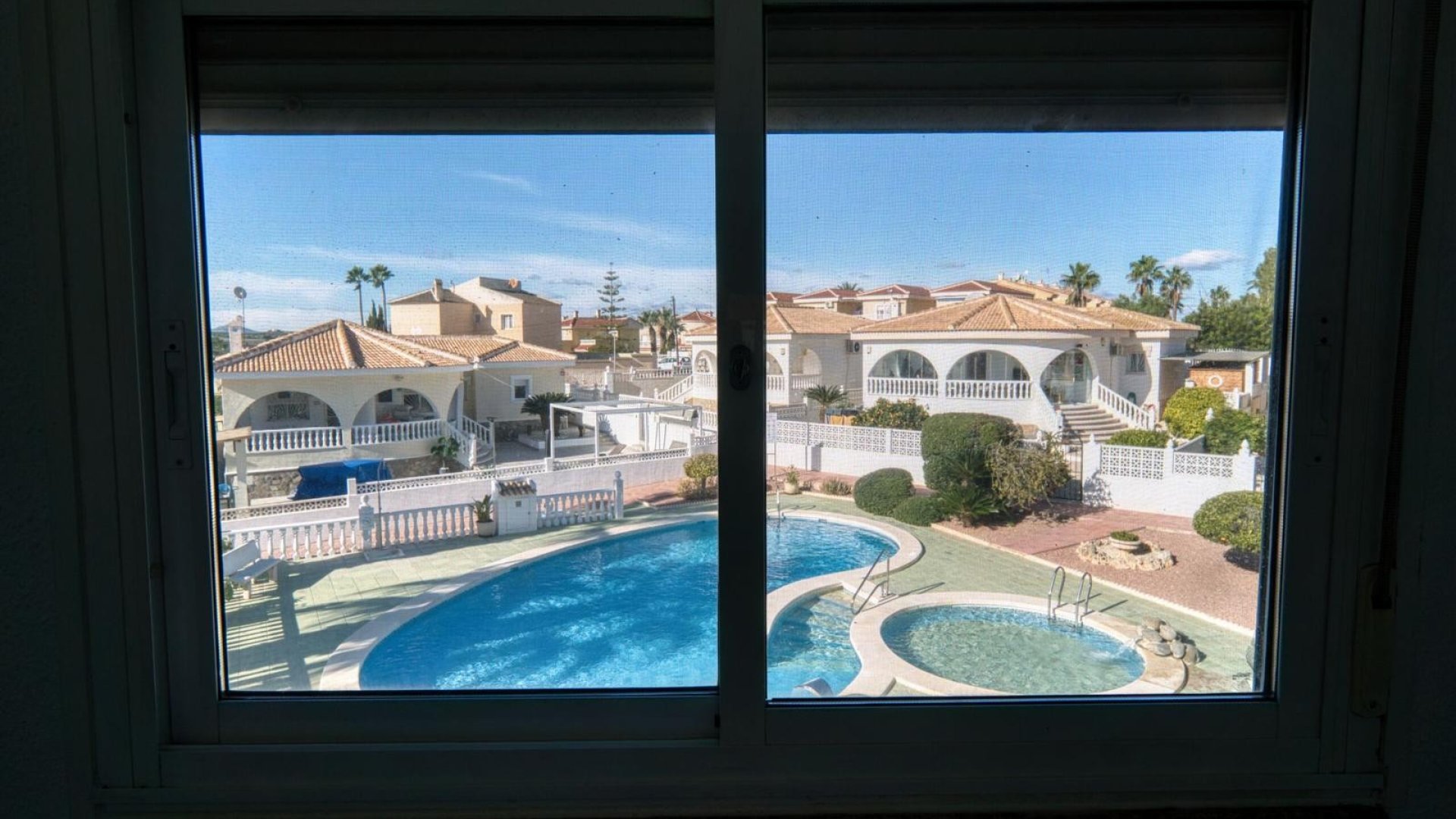 Reventa - Adosado -
Benijofar - Monte Azul