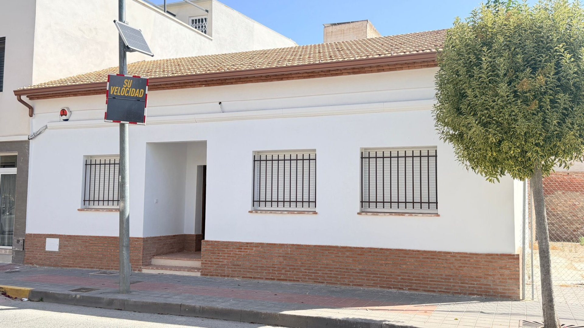 Reventa - Adosado -
Catral