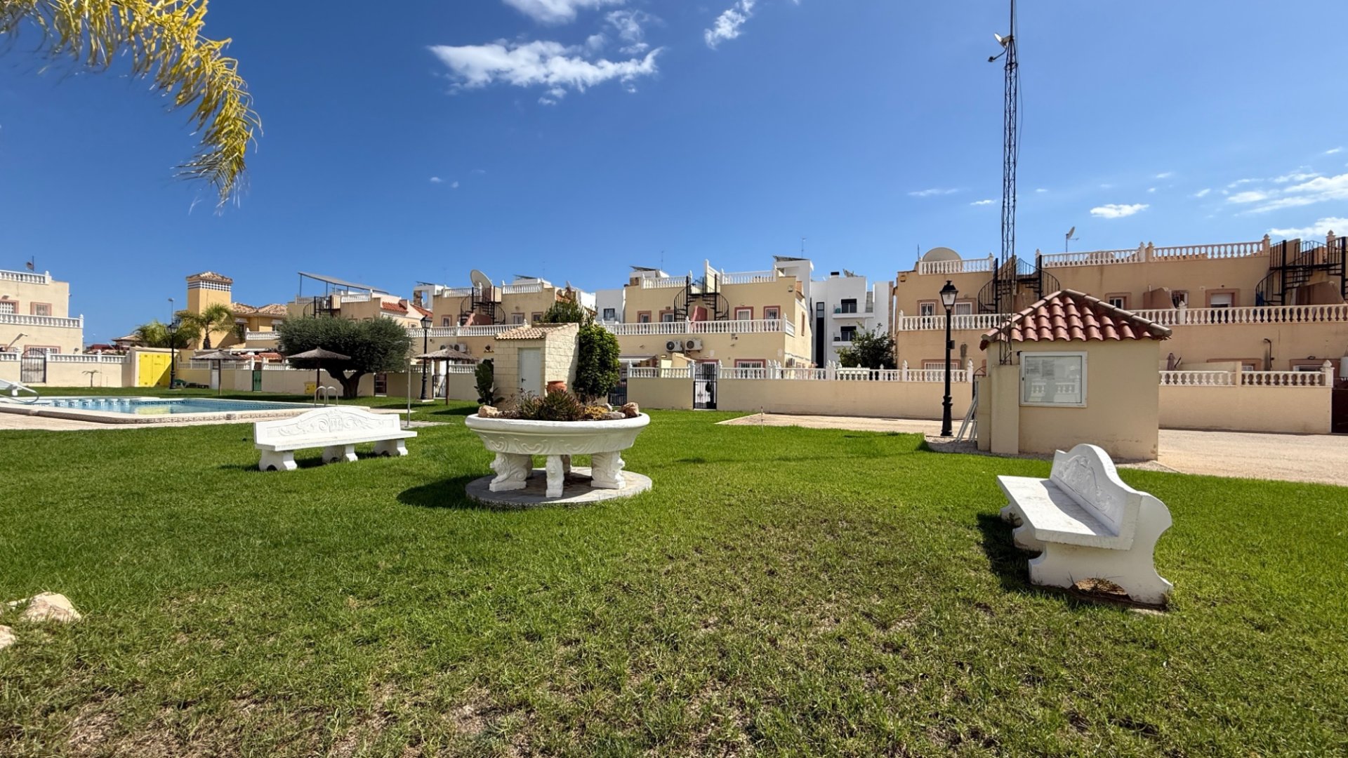 Reventa - Adosado -
Orihuela Costa - Cabo Roig