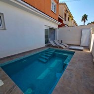 Reventa - Adosado -
Orihuela Costa - Cabo Roig