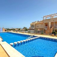 Reventa - Adosado -
Orihuela Costa - La Florida