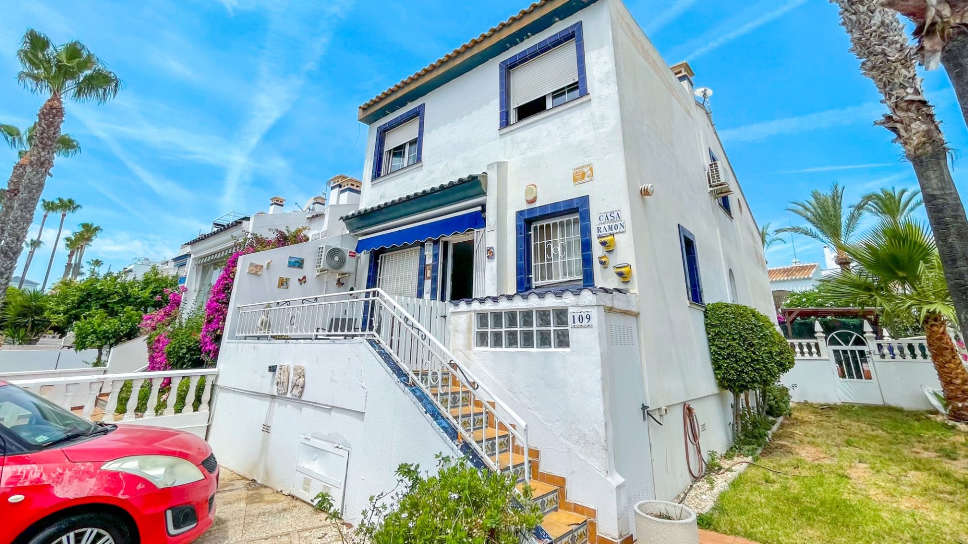 Reventa - Adosado -
Orihuela Costa - La Rioja