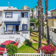 Reventa - Adosado -
Orihuela Costa - La Rioja