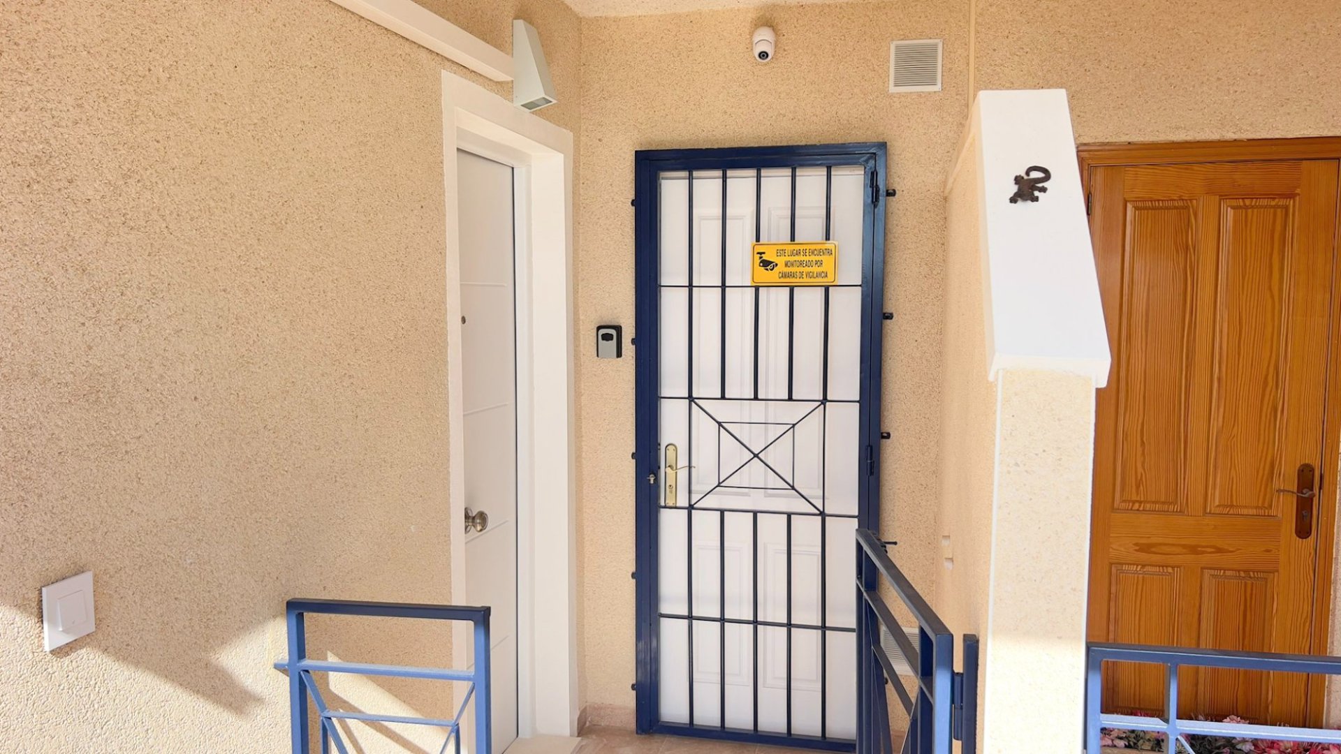 Reventa - Adosado -
Orihuela Costa - La Zenia