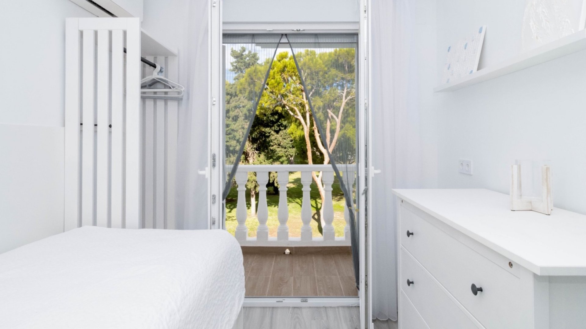 Reventa - Adosado -
Orihuela Costa - La Zenia