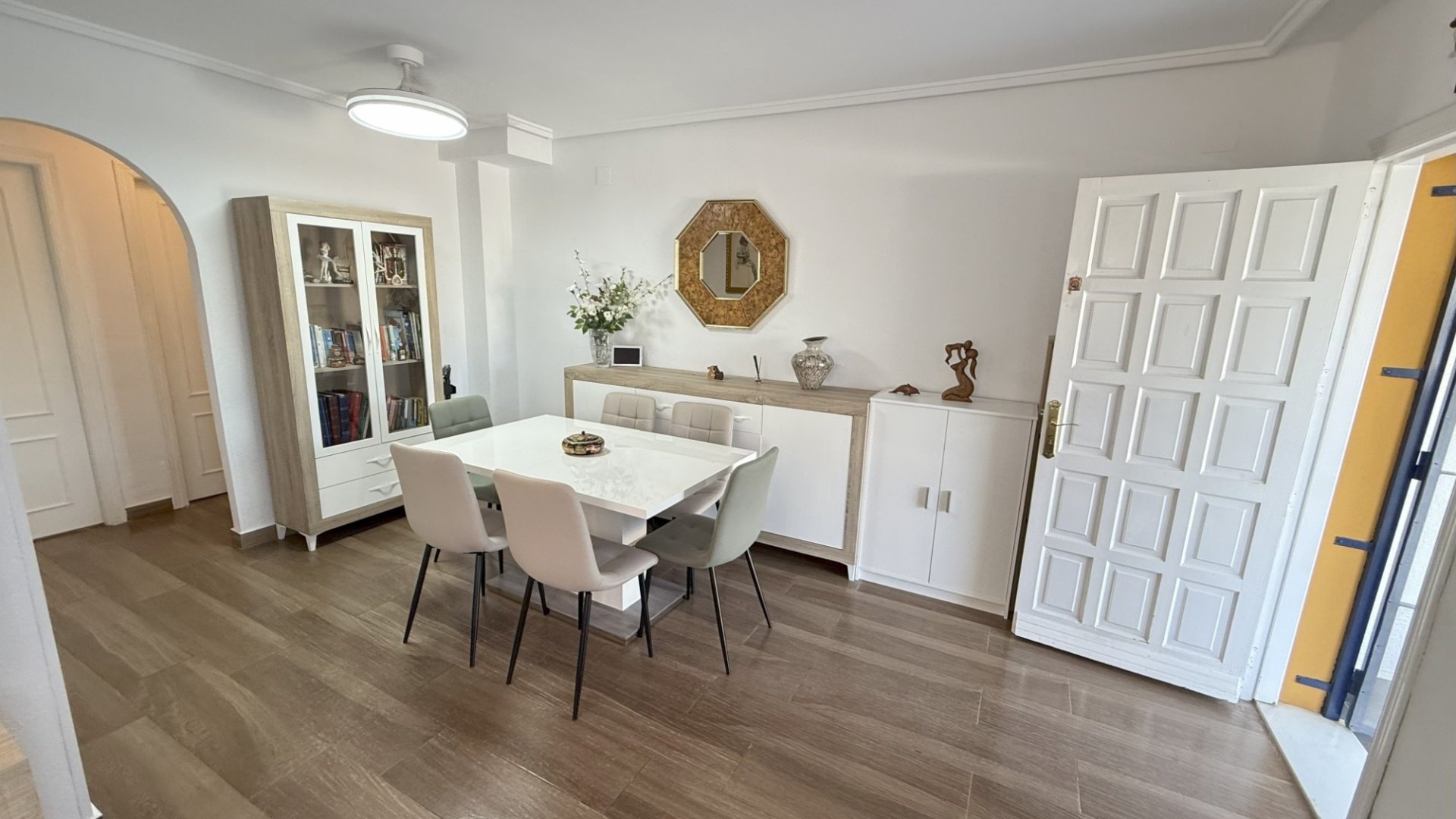 Reventa - Adosado -
Orihuela Costa - La Zenia