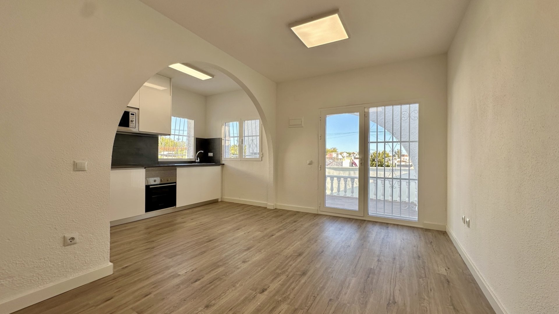 Reventa - Adosado -
Orihuela Costa - Las Filipinas