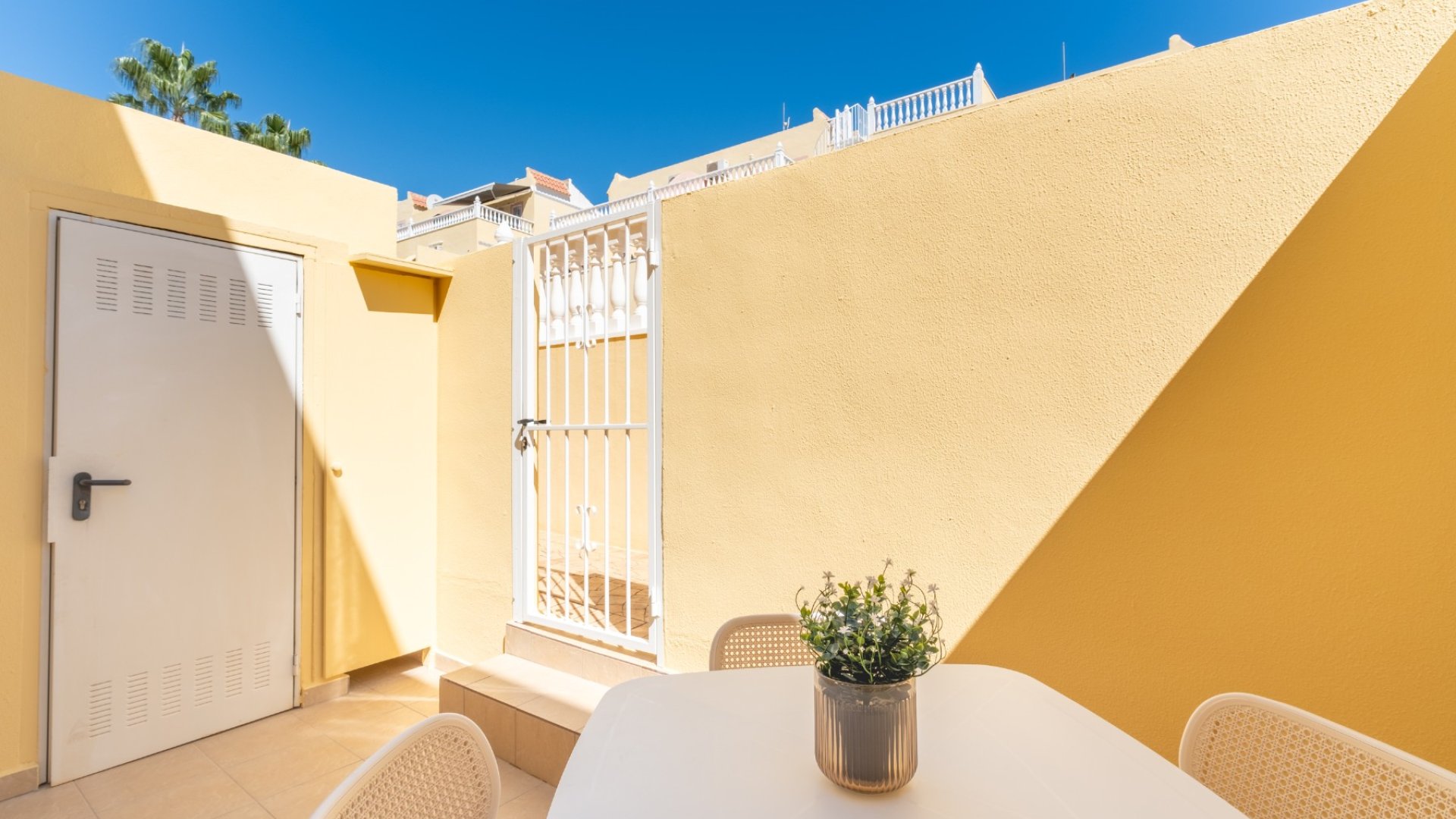 Reventa - Adosado -
Orihuela Costa - Las Filipinas