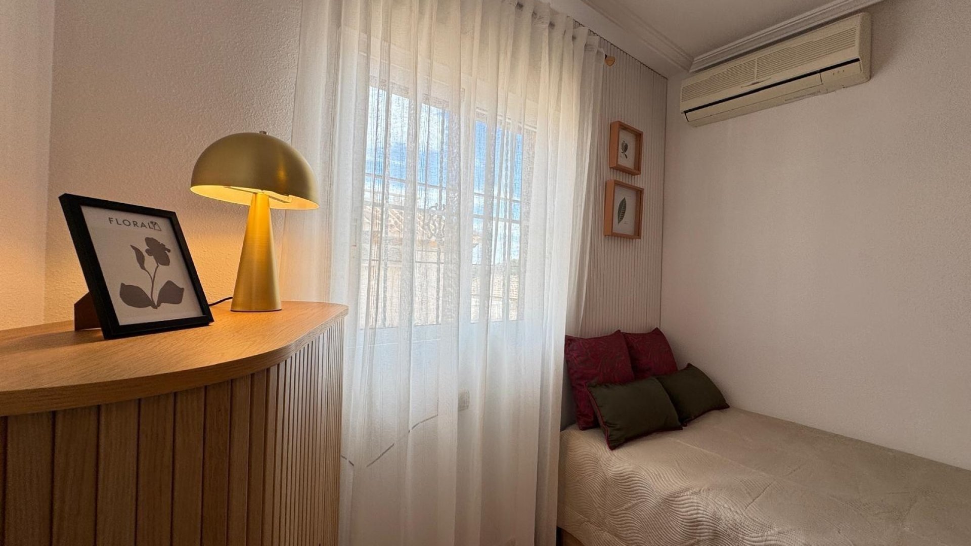 Reventa - Adosado -
Orihuela Costa - Lomas De Cabo Roig