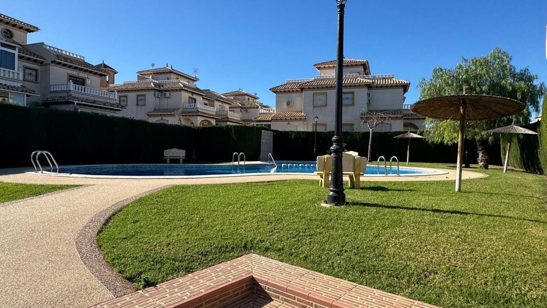 Reventa - Adosado -
Orihuela Costa - Lomas De Cabo Roig