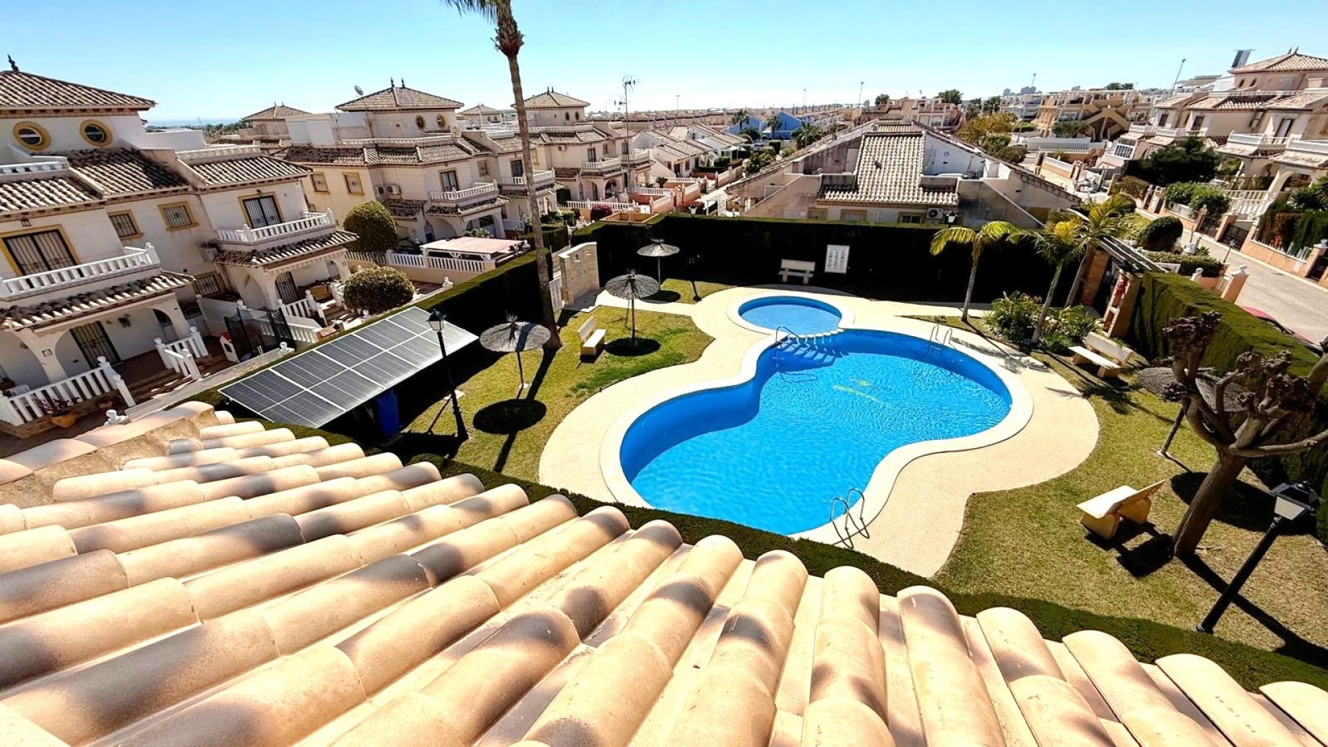 Reventa - Adosado -
Orihuela Costa - Lomas De Cabo Roig