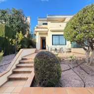 Reventa - Adosado -
Orihuela Costa - Lomas de Campoamor