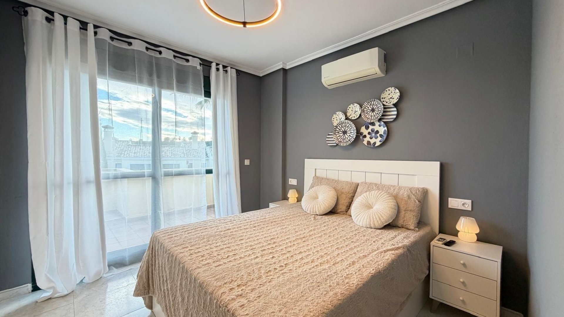 Reventa - Adosado -
Orihuela Costa - Lomas de Campoamor