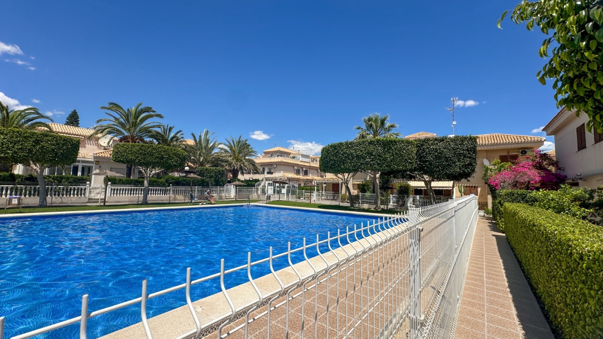 Reventa - Adosado -
Orihuela Costa - Playa Flamenca