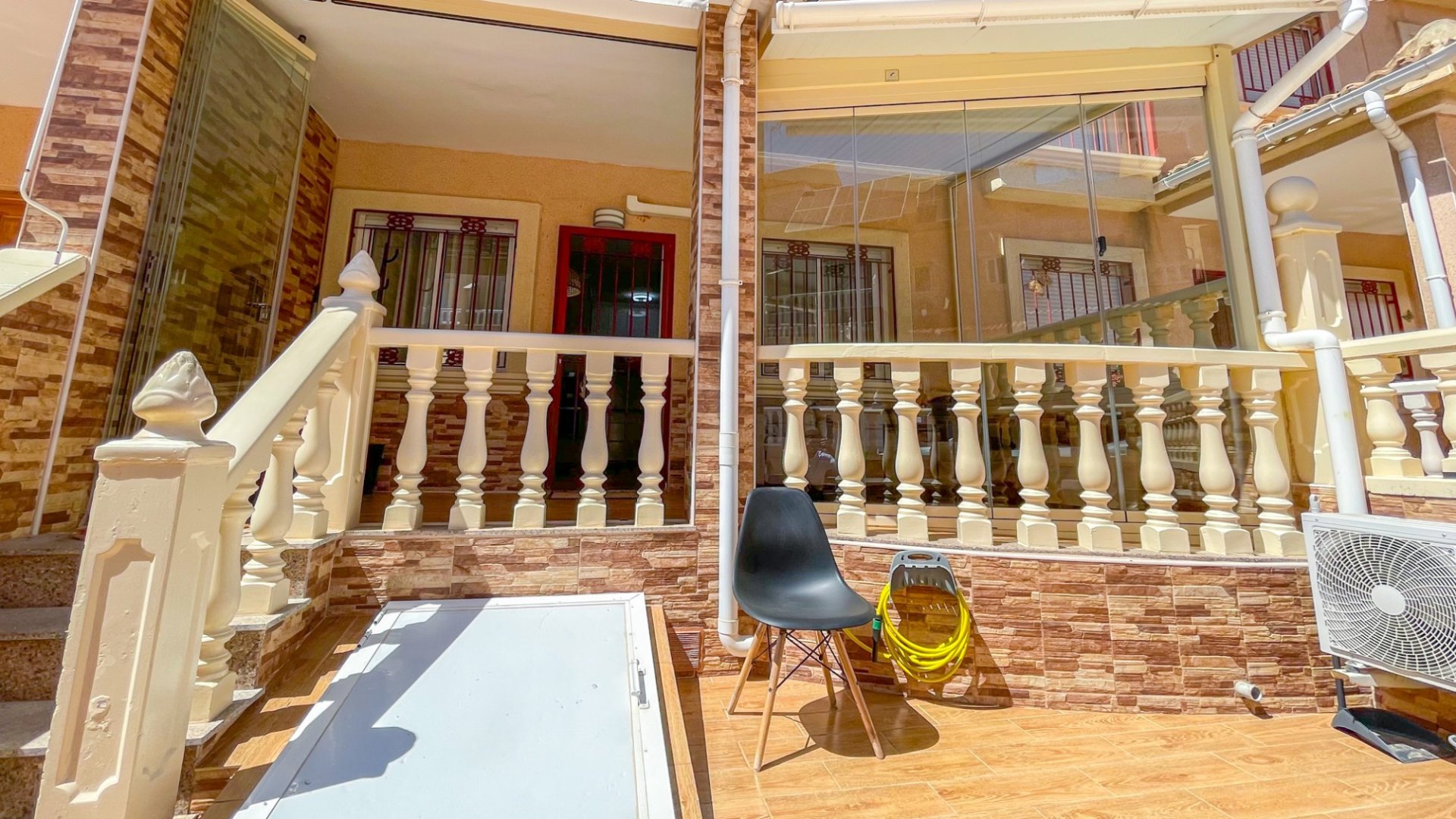Reventa - Adosado -
Orihuela Costa - Playa Flamenca