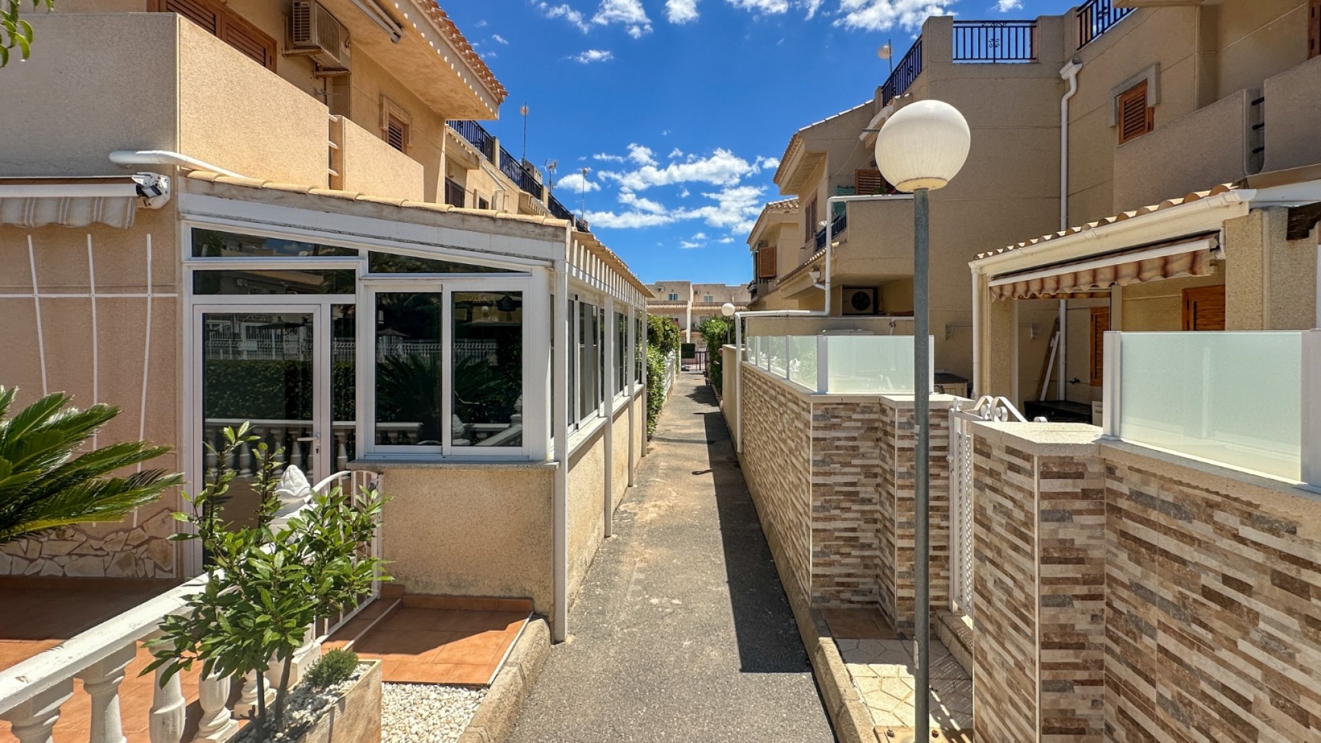 Reventa - Adosado -
Orihuela Costa - Playa Flamenca