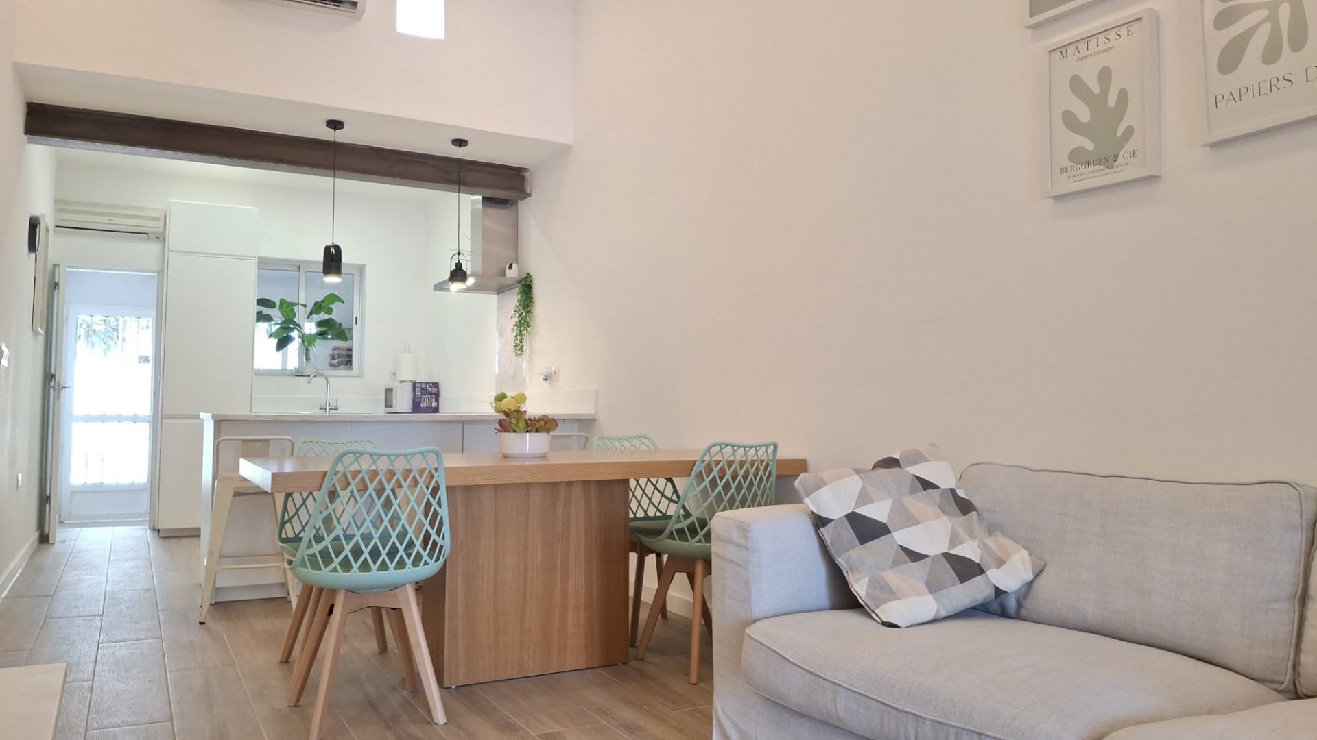 Reventa - Adosado -
Orihuela Costa - Playa Flamenca