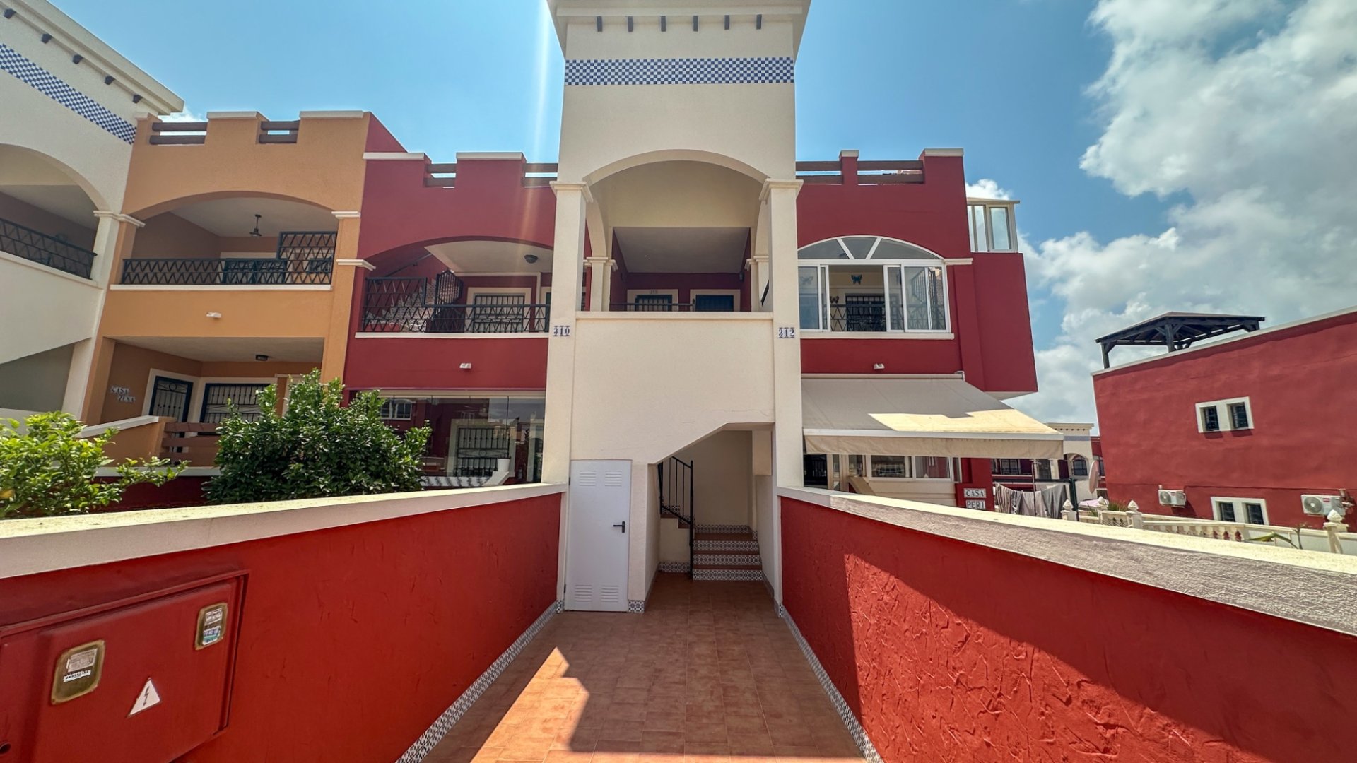 Reventa - Adosado -
Orihuela Costa - Punta Prima
