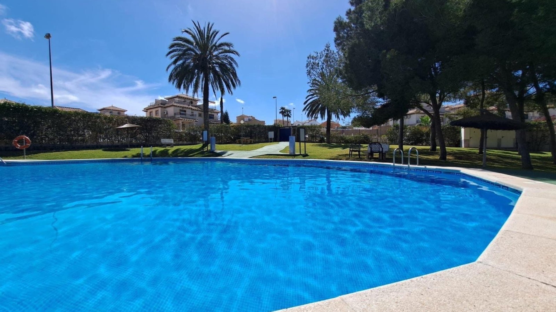 Reventa - Adosado -
Orihuela Costa - Villamartín