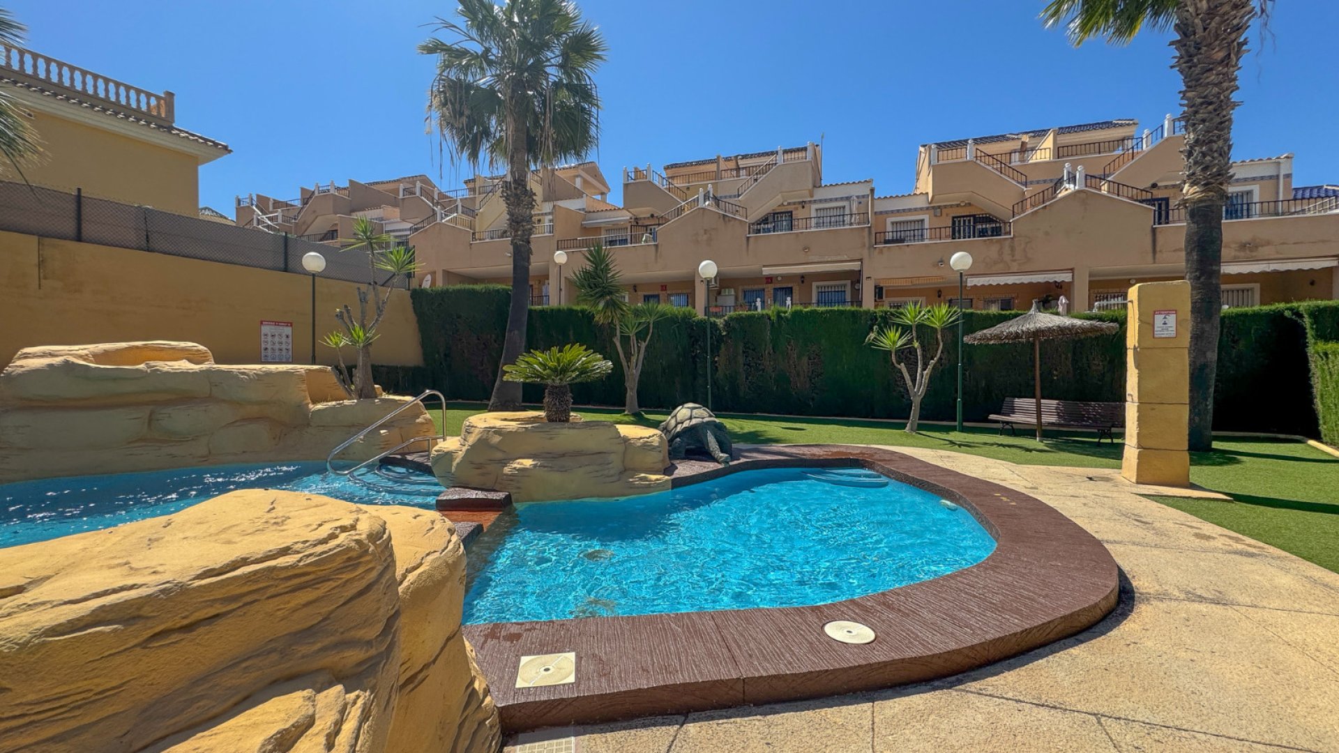Reventa - Adosado -
Orihuela Costa - Villamartín